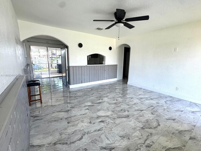 Foto del edificio - 4119 SW 49th St