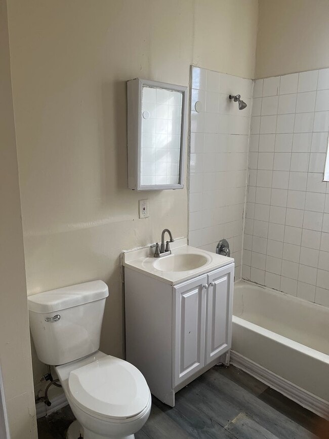 Building Photo - 1243 S Karlov Ave