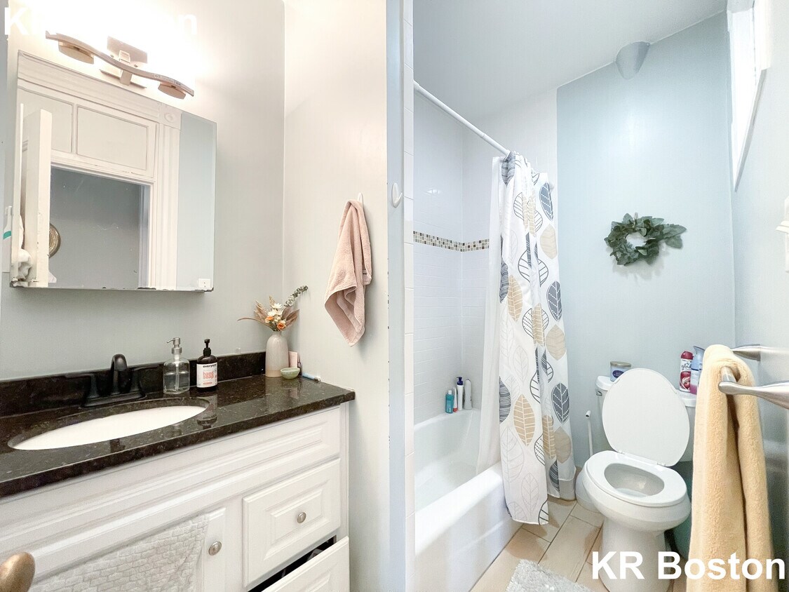 Foto principal - 1271 Cambridge St