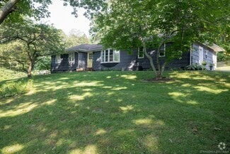Building Photo - 57 Ore Hill Rd
