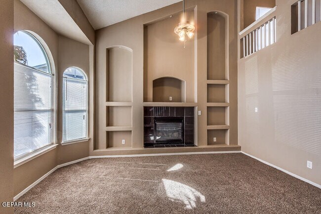 Building Photo - 12277 Tierra Pez Way