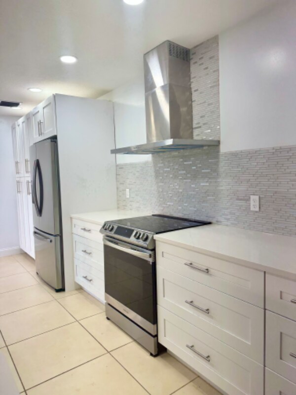 Foto del edificio - 5801 Sunset Blvd