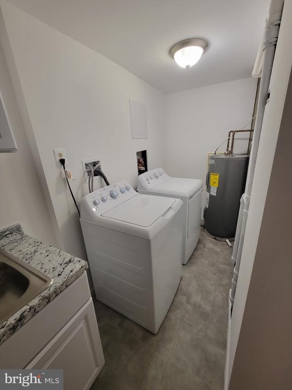 Foto principal - 8417 Lazy Creek Ct