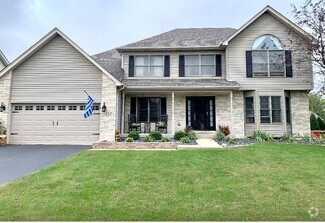 Building Photo - 553 Danbury Dr