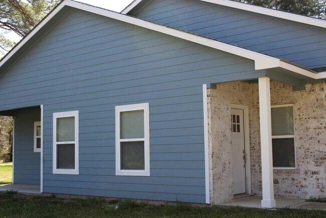 Building Photo - 25 Shallow Spgs