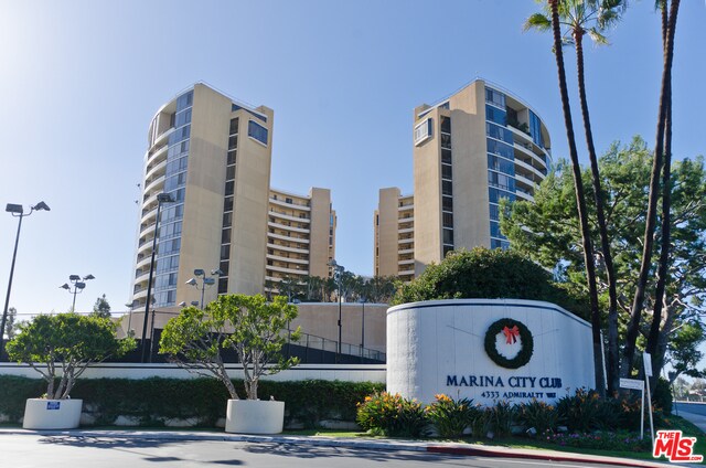Foto del edificio - 4335 Marina City Dr