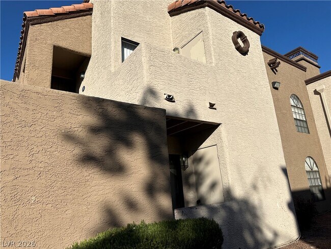 Foto del edificio - 2982 Juniper Hills Blvd