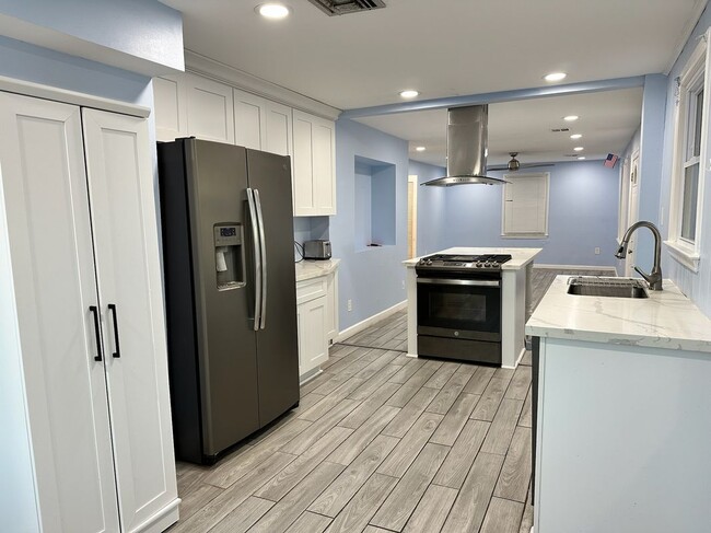 Foto del edificio - 10420 Ware Street