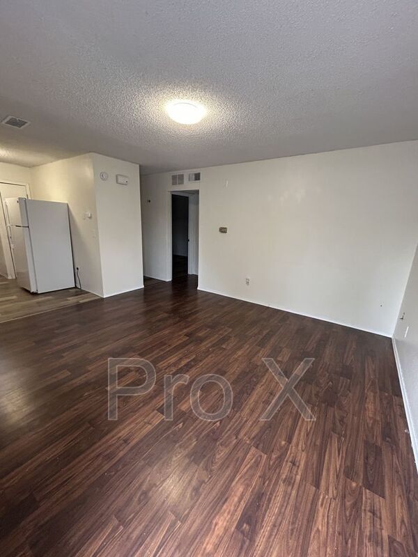 Foto del edificio - 106 W Hudson St