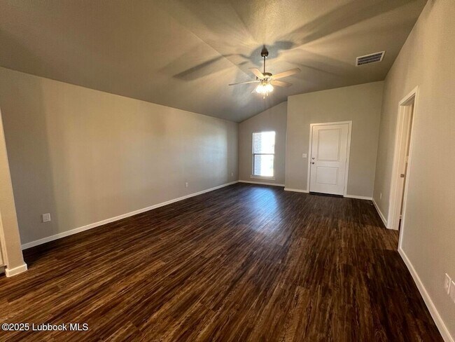 Building Photo - 2108 Kirksey Ave