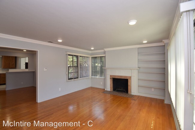 Building Photo - 615-627 S El Molino Ave