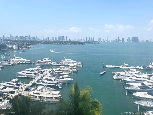 Foto del edificio - 1900 Sunset Harbour Dr
