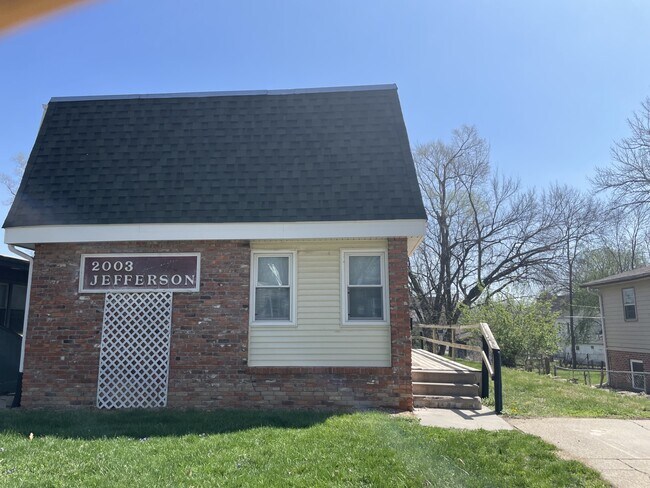 Foto del edificio - 2003 Jefferson St
