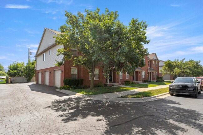 Building Photo - 13017 Turnberry