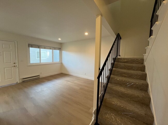 Foto del edificio - 1615 Hudson St