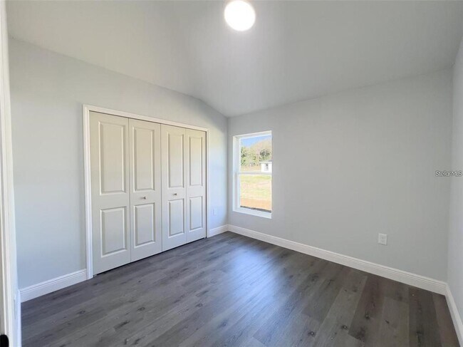 Foto del edificio - 5990 NW 6th Pl