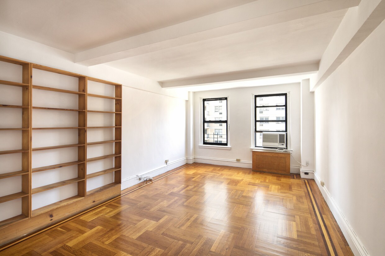 Living Room - 123 W 93rd St