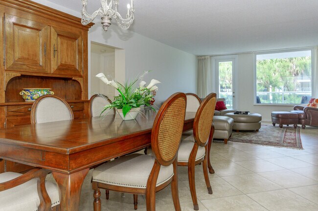 Foto del edificio - 3450 S Ocean Blvd