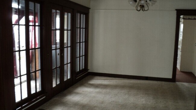 Foto del edificio - Eureka Henderson Center Home : Tier 2