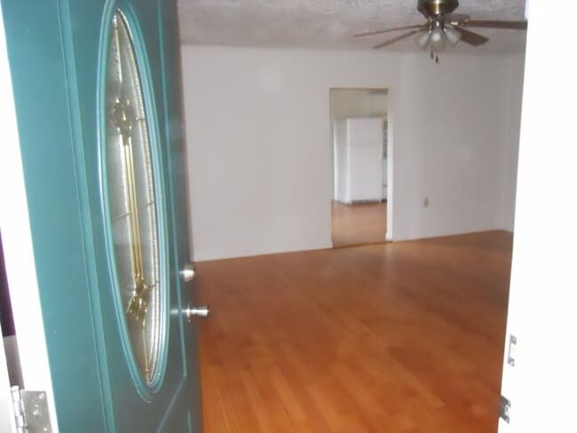 Building Photo - OWN808