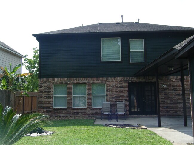 Foto del edificio - 2215 Cory Crossing Ln