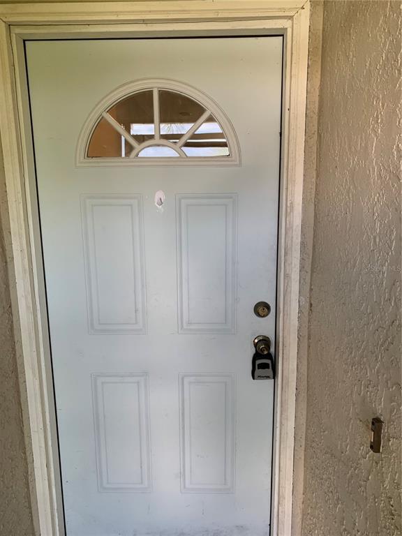 Foto del edificio - 18703 Van Nuys Cir