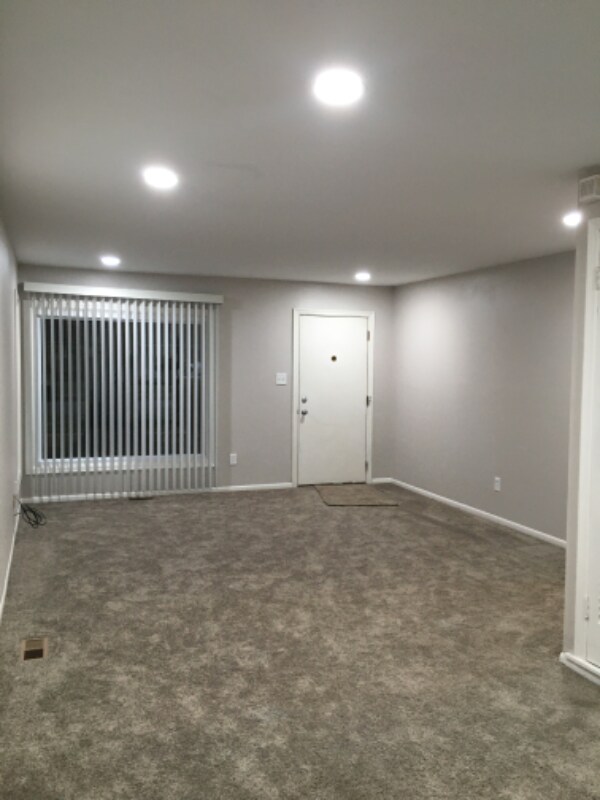 Building Photo - 28080 Everett St