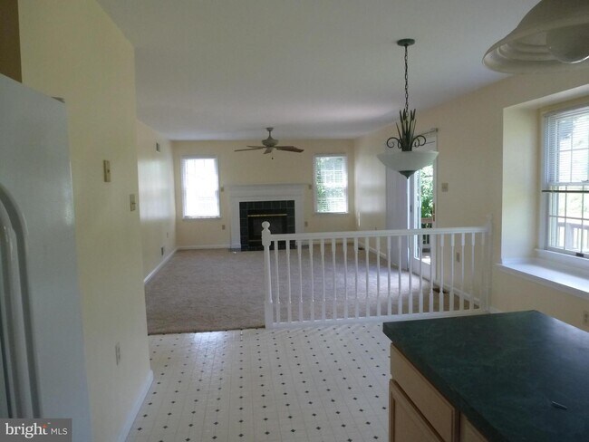 Foto del edificio - 5014 Muirfield Pl