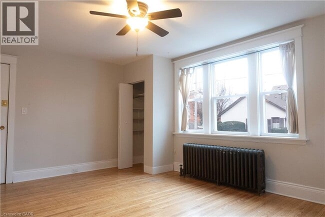 Building Photo - 229 Hess St S