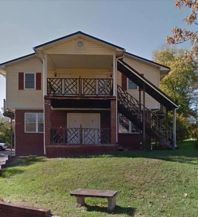 Building Photo - 119 S Hord St