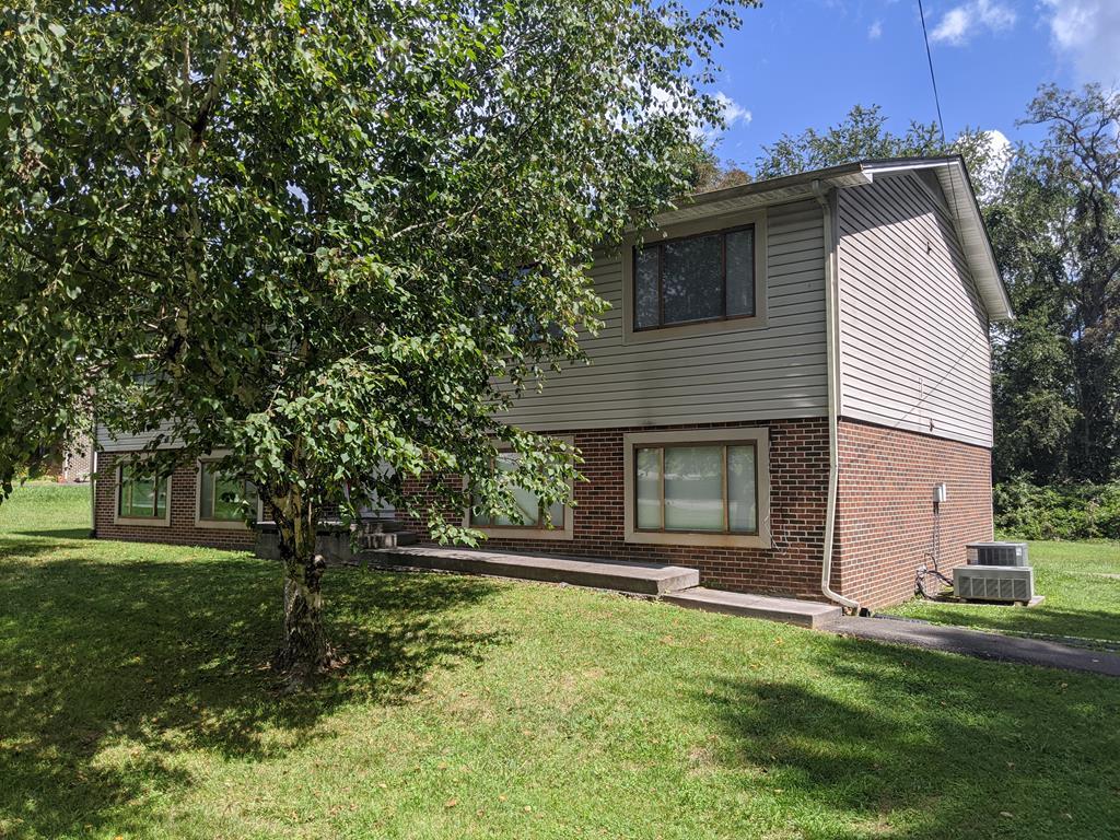 Primary Photo - 17228 Ashley Hills Cir