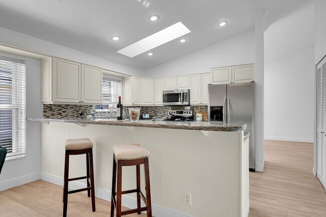 Foto del edificio - 7305 Marsh Terrace