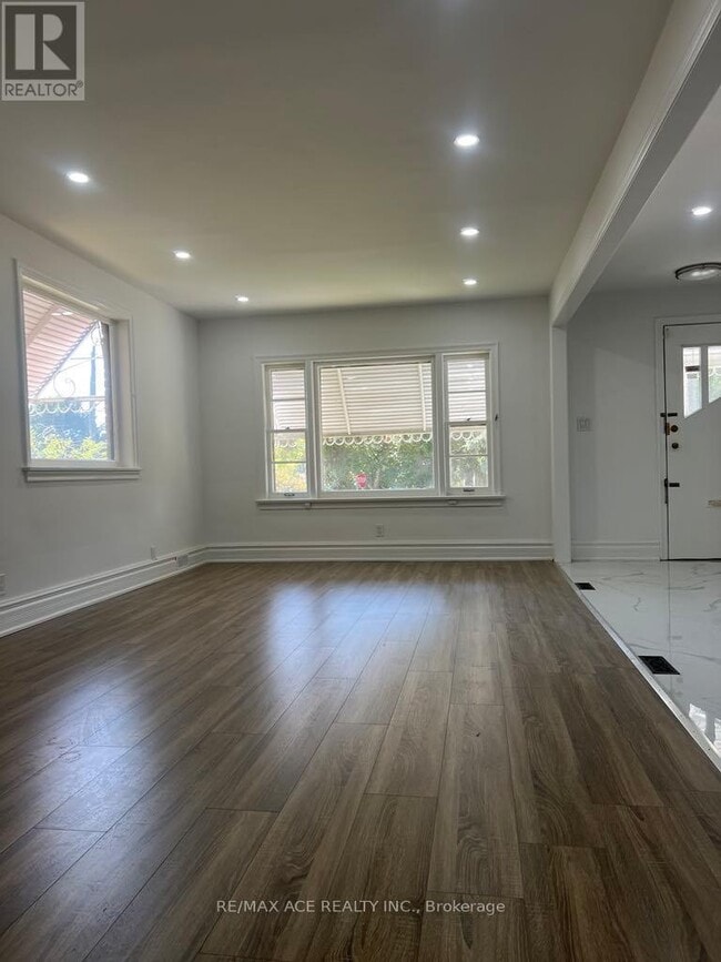 Building Photo - 1 Aylesford Dr