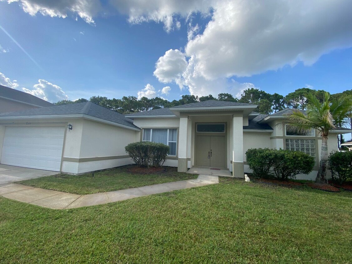 Foto principal - 6333 Paria Ct