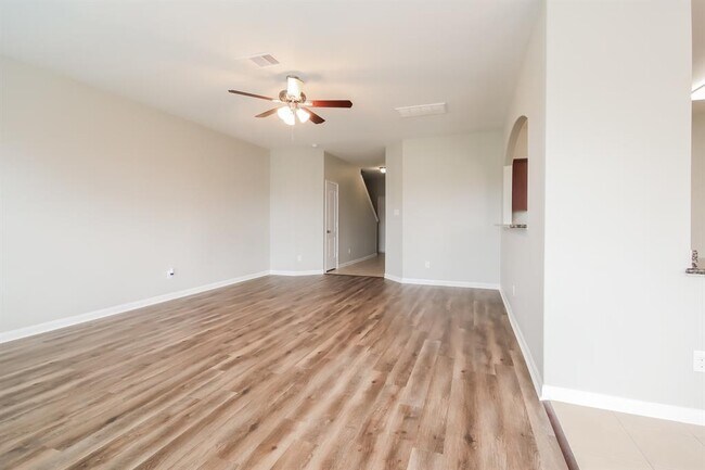 Foto del edificio - 12053 Fairquarter Ln