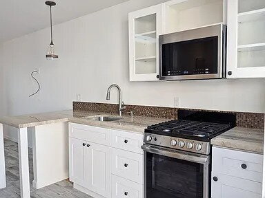 Foto del edificio - A one-bedroom home