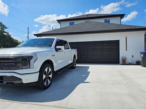 Building Photo - 2075 Jewell Ave