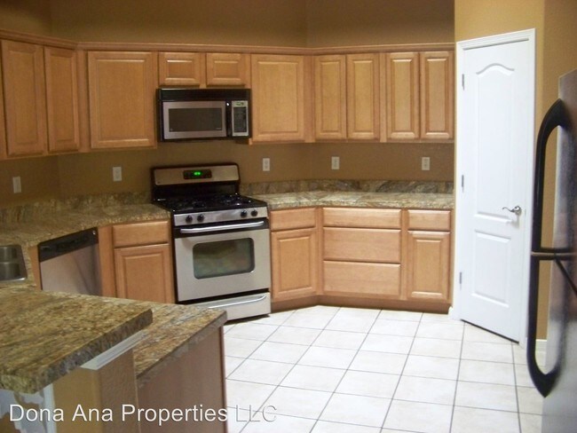 Building Photo - 4 br, 3 bath House - 1957 Sedona Hills