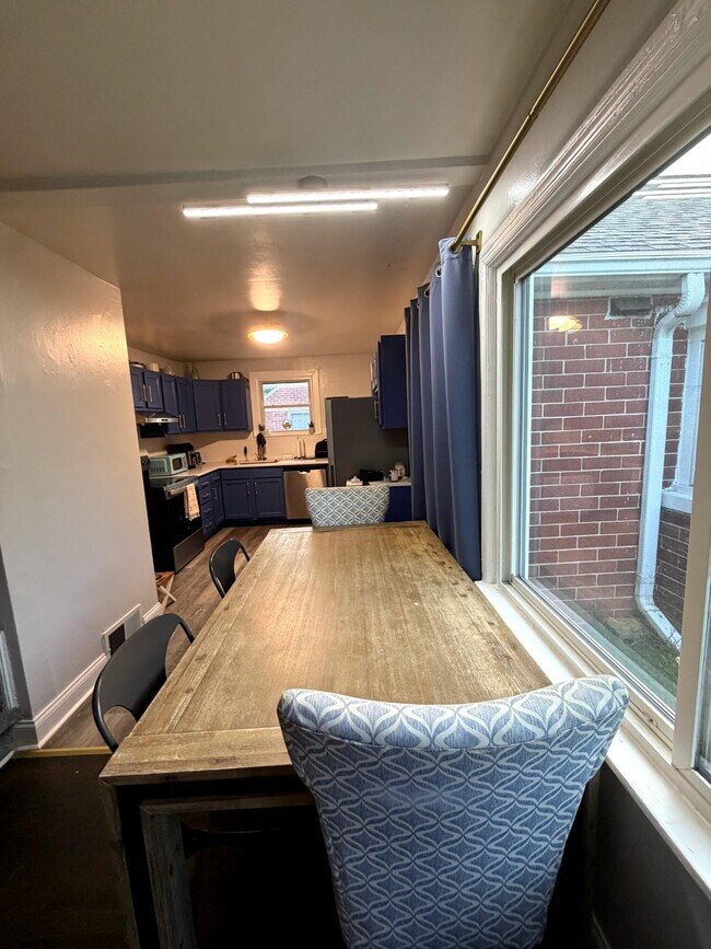 Foto del edificio - 5017-5019 N Bay Ridge Ave