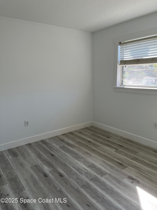 Foto del edificio - 307 Adams Ave