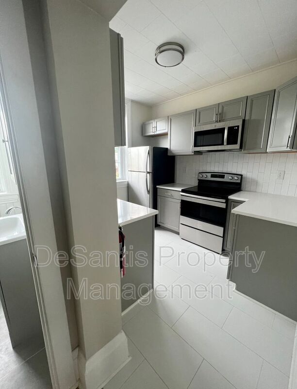 1198 3rd St Unit 2L, Beaver, PA 15009 Condo for Rent in Beaver, PA