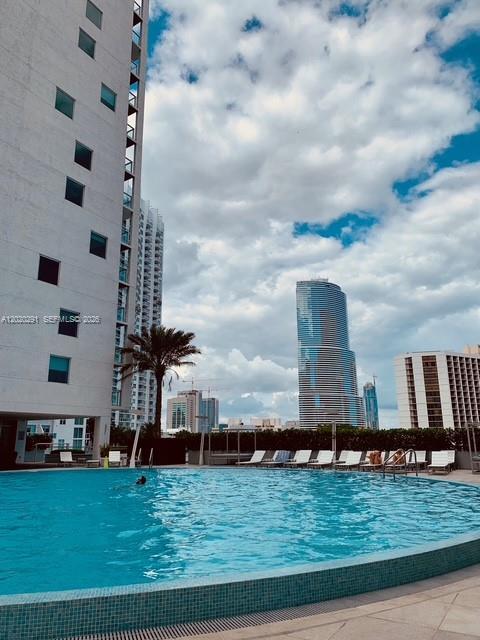 Foto del edificio - 500 Brickell Ave