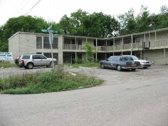 Foto principal - Perry Street Apartments