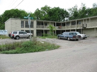 Primary Photo - Perry Street Apartments