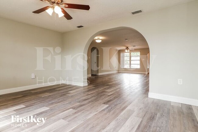 Building Photo - 9305 Ledgestone Ln