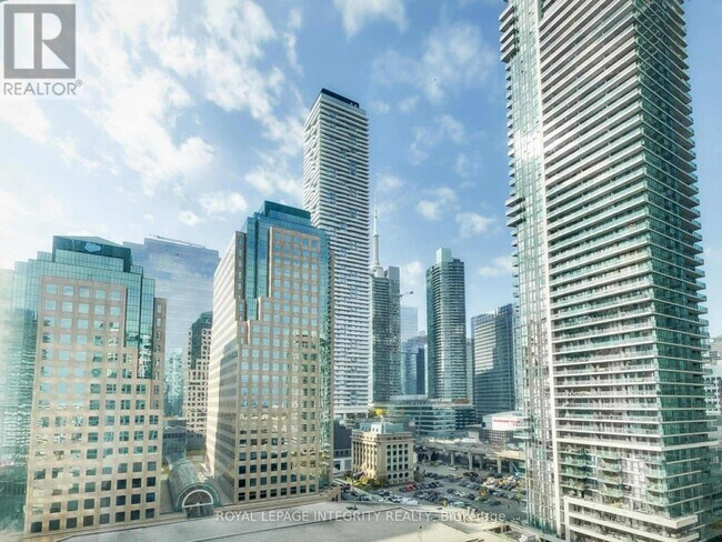 Photo du bâtiment - 10 Queens Quay W