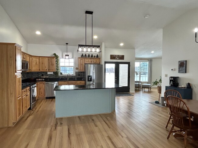 Foto del edificio - 40020 Selos Rd