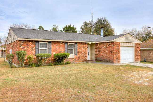 Building Photo - 2211 Hephzibah - McBean Rd