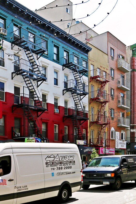 Foto del edificio - 185 Hester St