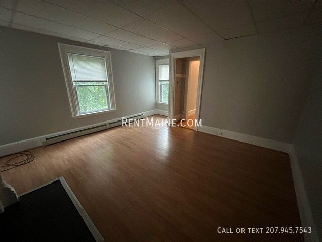 Foto del edificio - 36 Third St Apt.